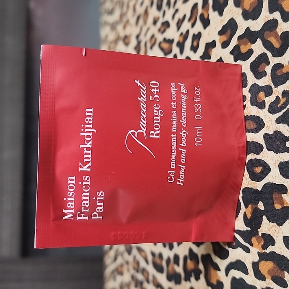 Maison Francis Kurkdjian Baccarat Rouge 540 Scented hand and body cleansing hel